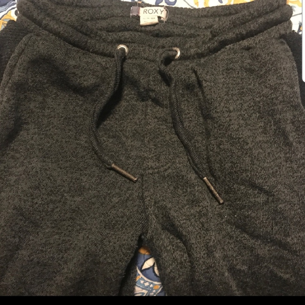 Roxy Cropped Joggers
